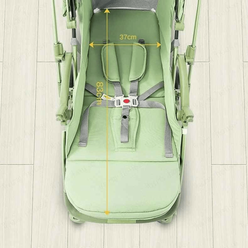 poussette-canneplaible-vert-cinq-point-attache-bebe-confort-securité-joie-de-bébé-accessoire-balade-sortie-bebe