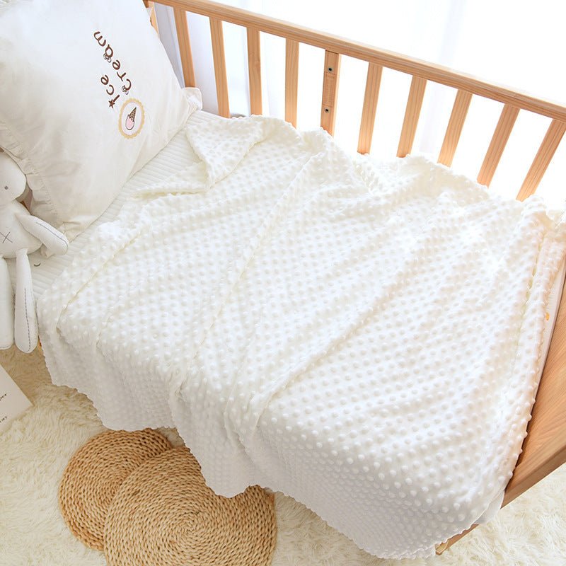 couverture-bebe-blanche-berceau-couchette-sieste-dodo-ultime-douceur-moment-calin-avec-bebe-joie-de-bébé