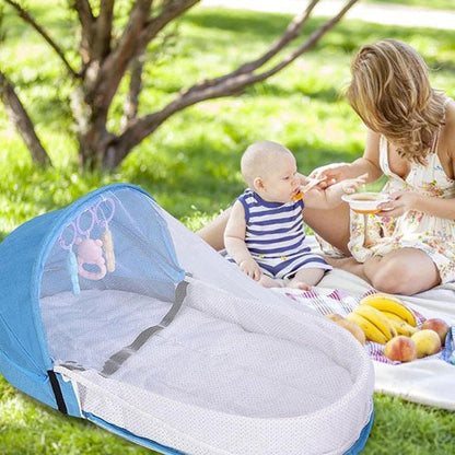 lit-bebe-de-voyage-bleu-parc-balade-sorties-avec-bebe-accessoire-transport-amusement-avec-bébé-joie-de-bebe