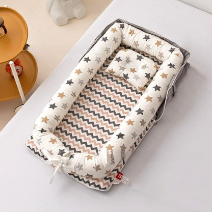 matelas-a-langer-lit-portable-bébé-étoile-star-design-confort-bébé-joie-de-bébé