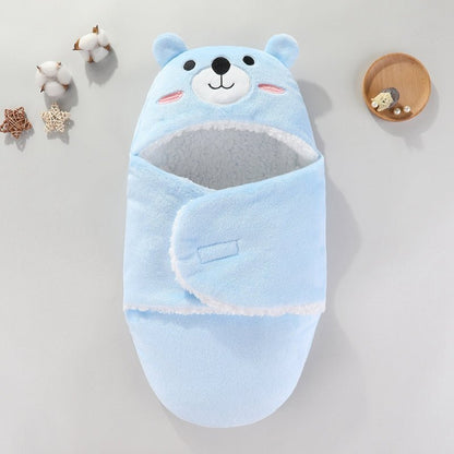 nid-d'ange-couverture-emmaillotage-bleu-ourson-sieste-tranquille-chaud-voyage-poussette-siege-auto-lit-voyage-bébé-joie-de-bébé