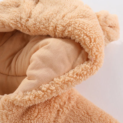 nid-d'ange-bebe-ourson-brun-joie-de-bébé-gigoteuse-bébé-accessoire-de-voyage-déplacement-sortie-exterieur-avec-bébé-polyvalence-multifonction-cadeau-idéal-parent-actif-mom-dad